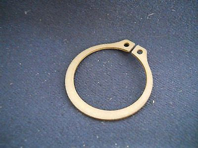 One (1) New STD-1732 Retainer