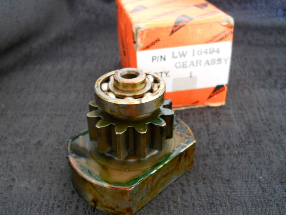 One (1) Lycoming NEW Gear Assy - Retainer LW-16494 Superseded: LW-19096