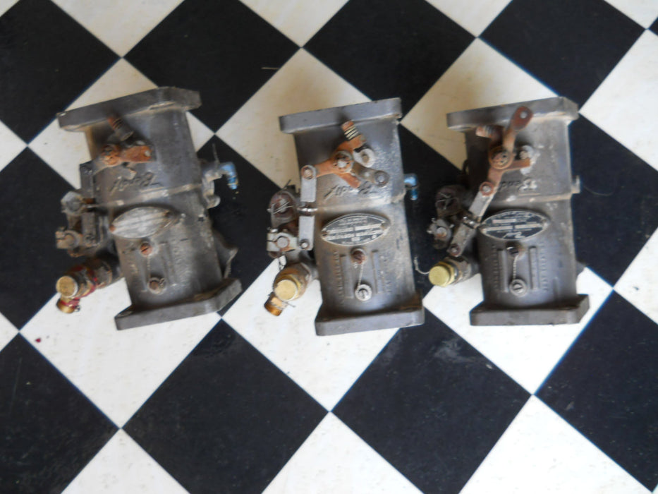 One (1) USED CORE Bendix RS-10ED1 - 391821 Fuel Injector Servo - NO CORE CHARGE!